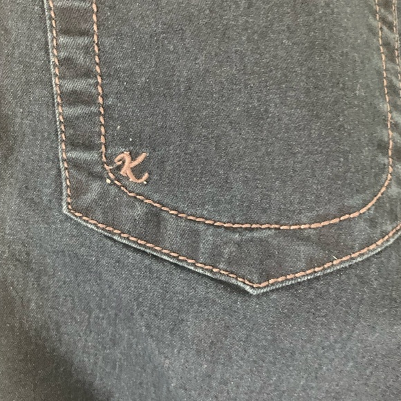 ✨HOST PICK✨ KUT from the Kloth skinny jeans sz 8 - Picture 4 of 6